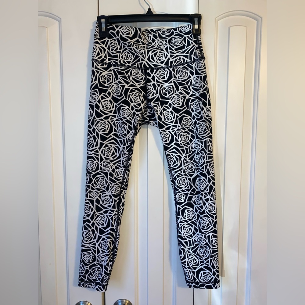 Rose patterned Lululemon Leggings